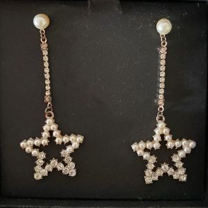 Rose gold pearl earrings